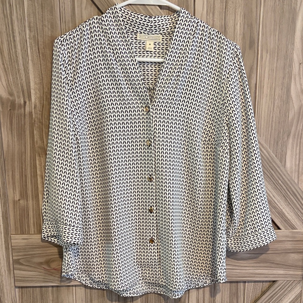 Dana Buchman Black and White Patterned Button Down Shirt